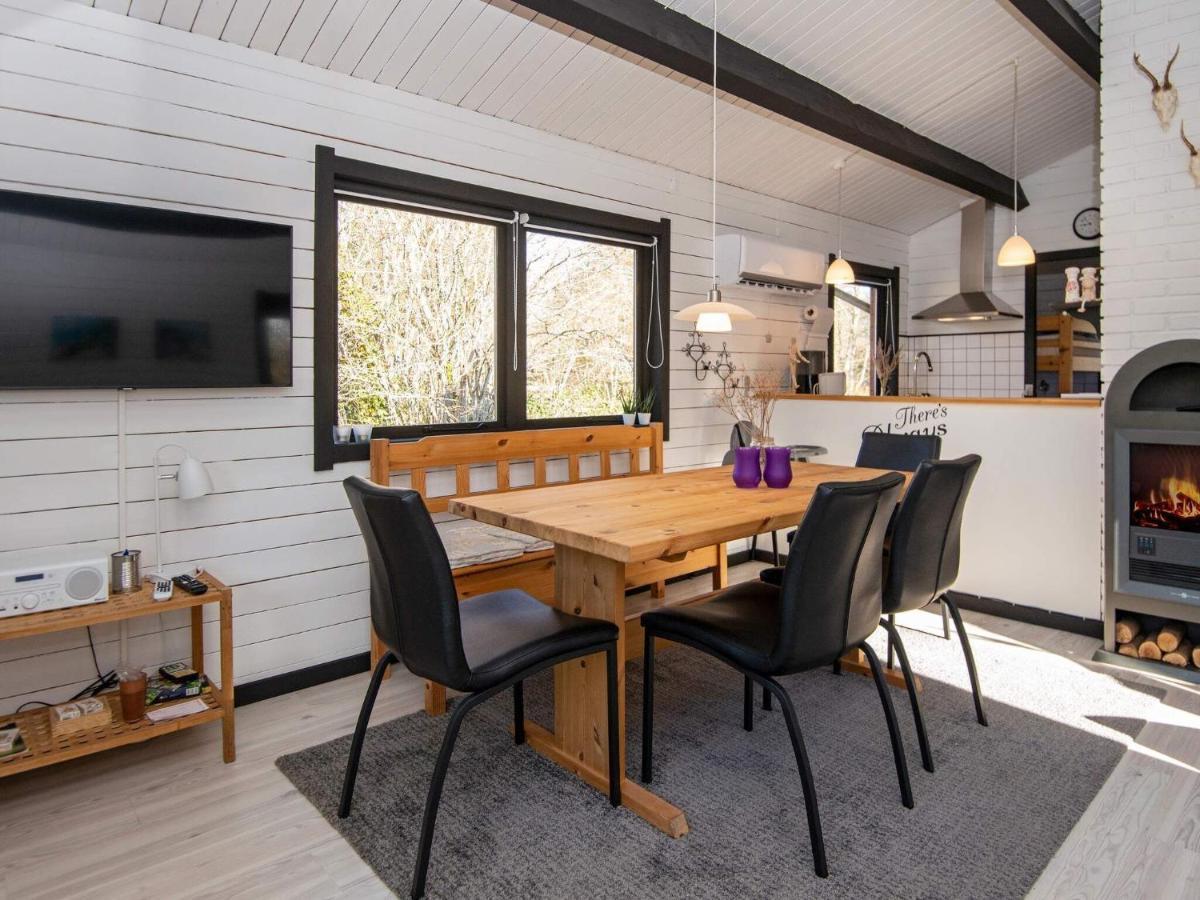 4 Person Holiday Home In Nibe Eksteriør bilde